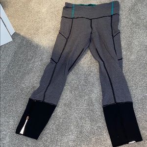 Lululemon 7/8 pant with zipper